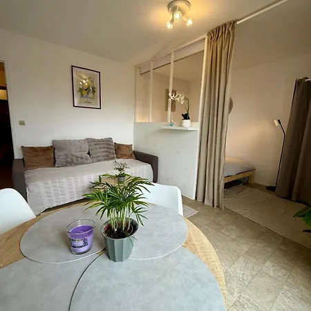Moderne Equipe Apartment Evreux